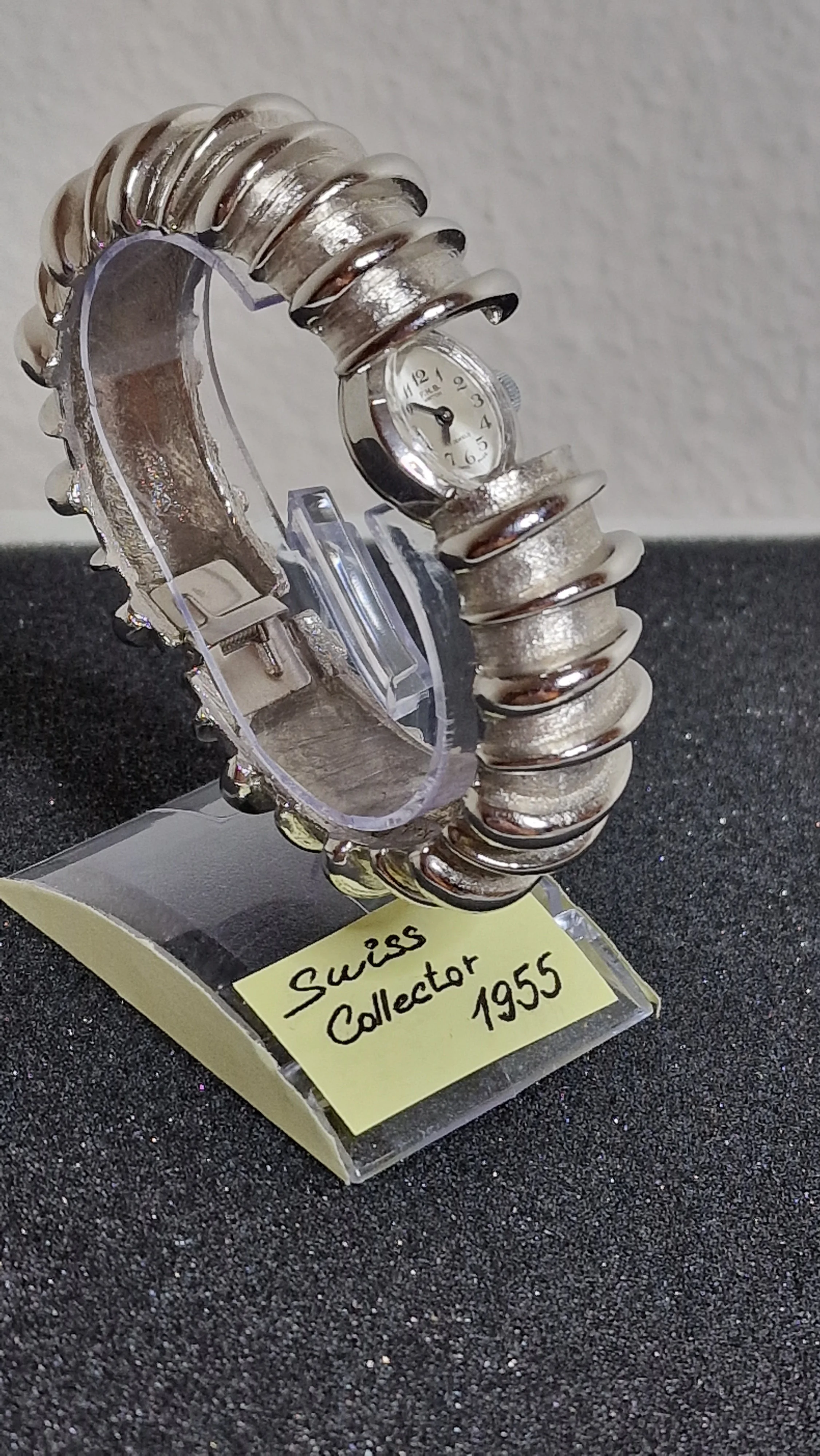 Unworn Vintage Women’s Clasp Watch "F.H.B." – Swiss Made, Hand-Wound, Late 1970s 2