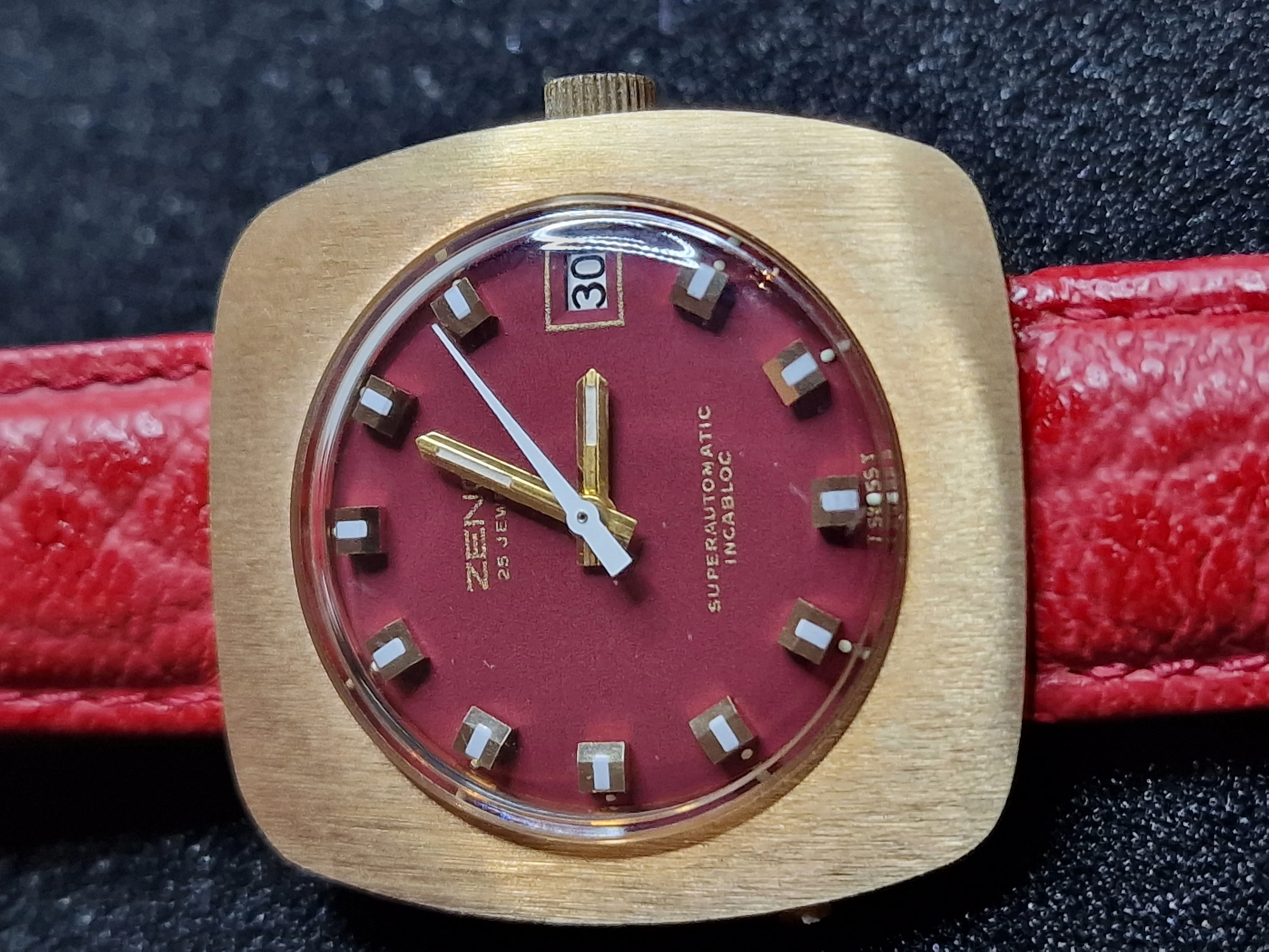 Unworn Vintage ZENO Automatic Watch – Swiss Made, 1960s, Gold-Tone Case, Rare Find 2
