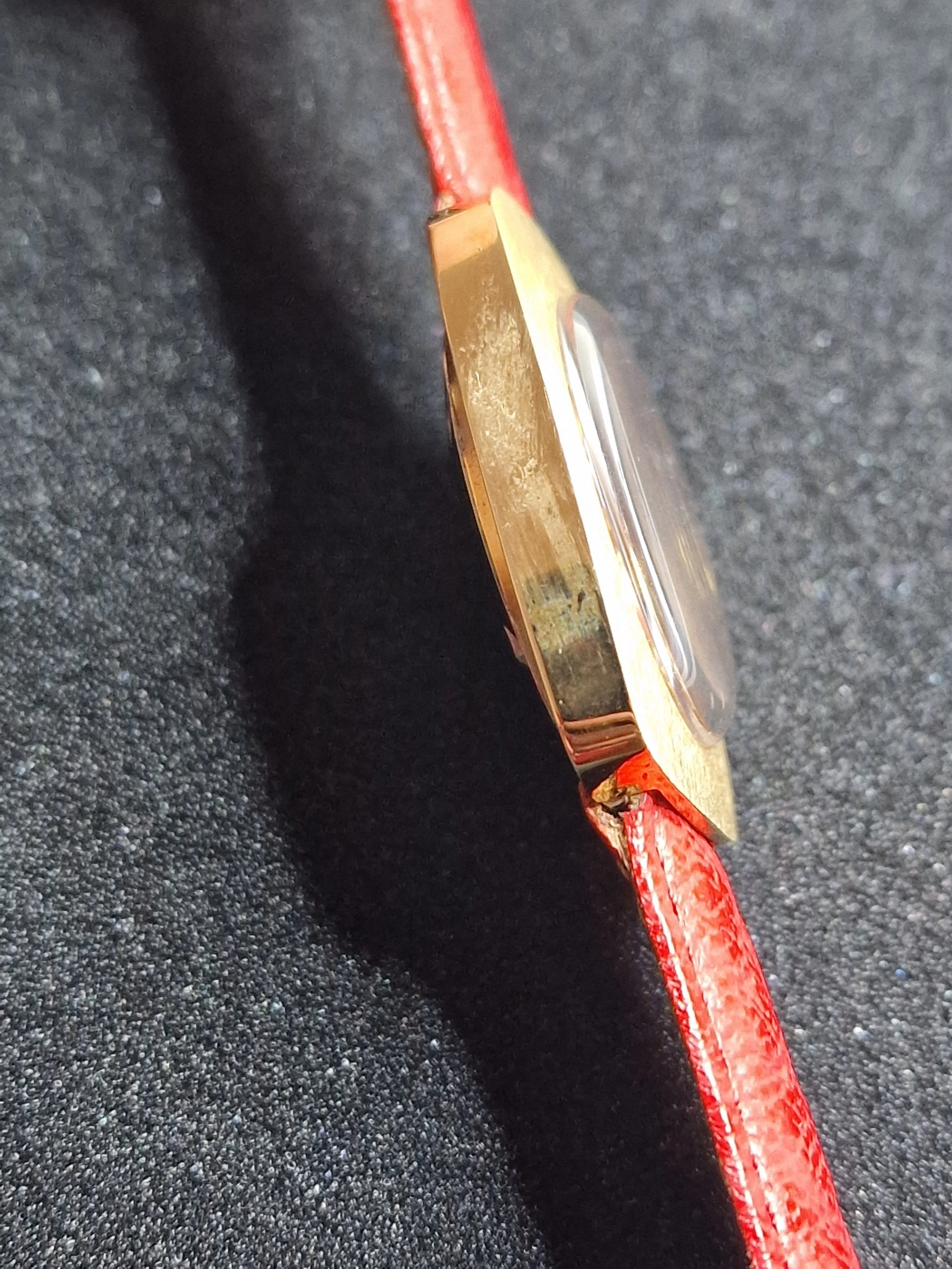 Unworn Vintage ZENO Automatic Watch – Swiss Made, 1960s, Gold-Tone Case, Rare Find 3