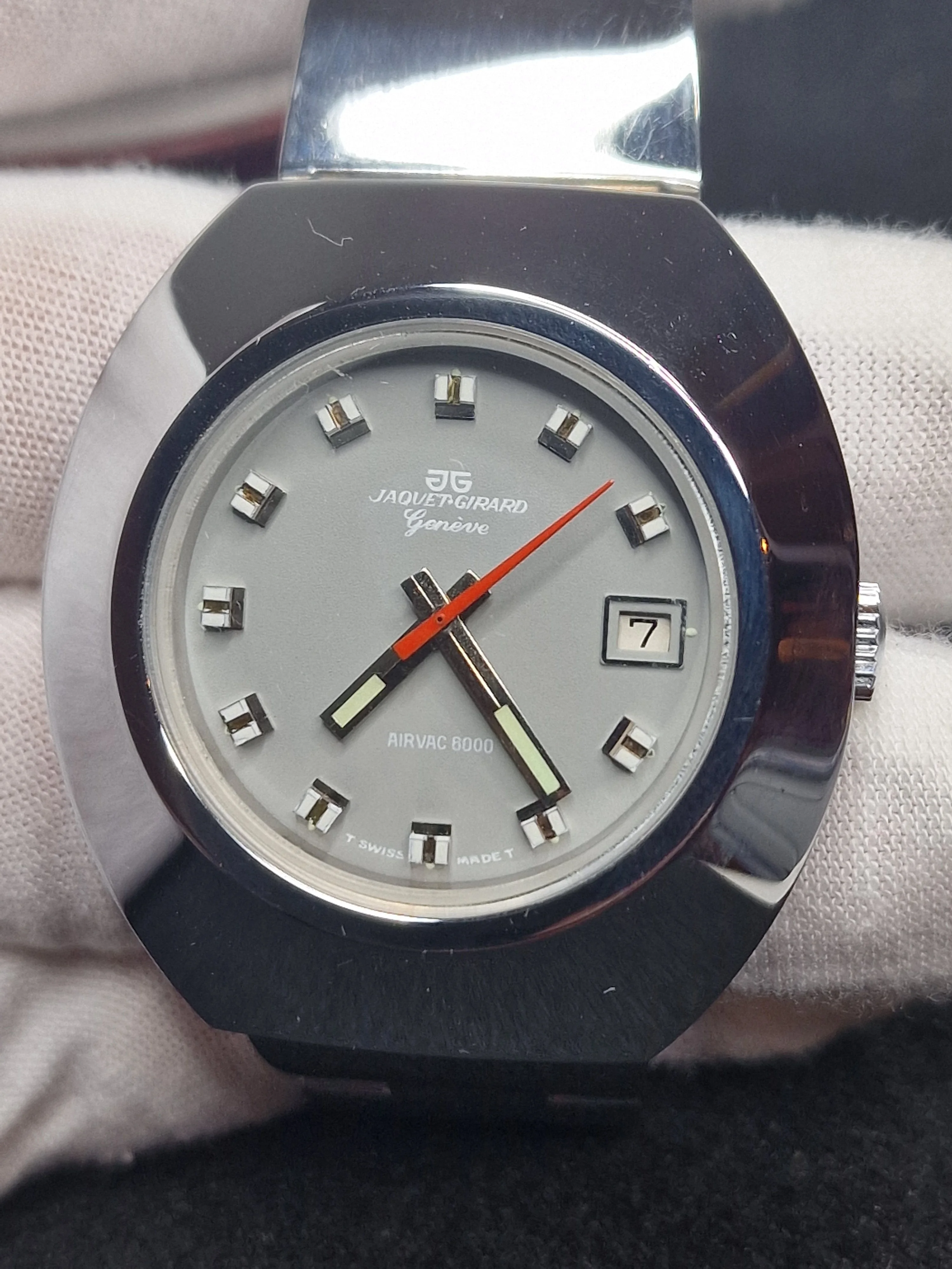 High-Quality Vintage Diver’s Watch – Jaquet Girard “Airvac 6000” – Automatic – Swiss Made – NOS – 1960s/70s 3