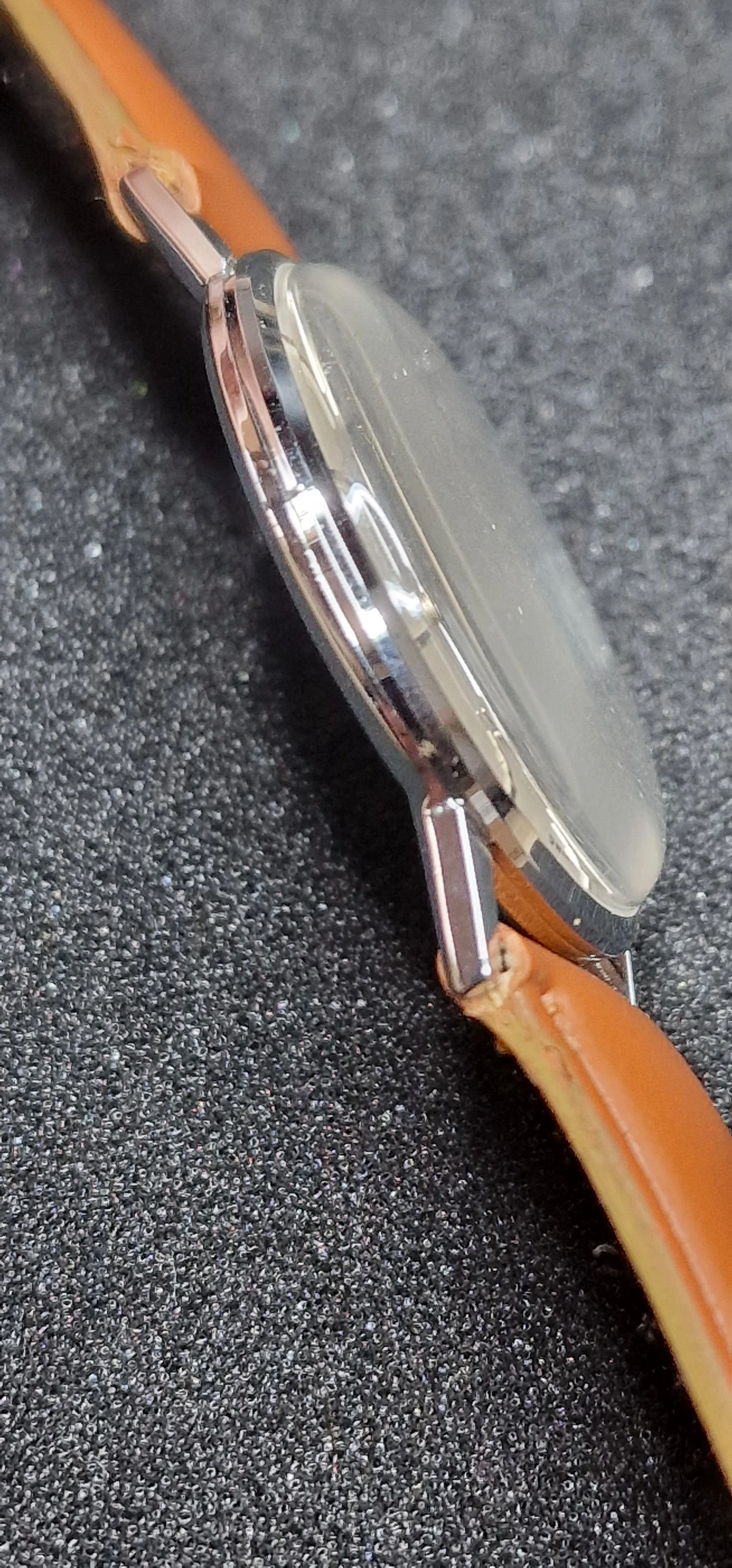 Vintage Hand-Wound Watch "Germinal Voltaire" – Swiss Made, 34mm, Excellent Condition 5
