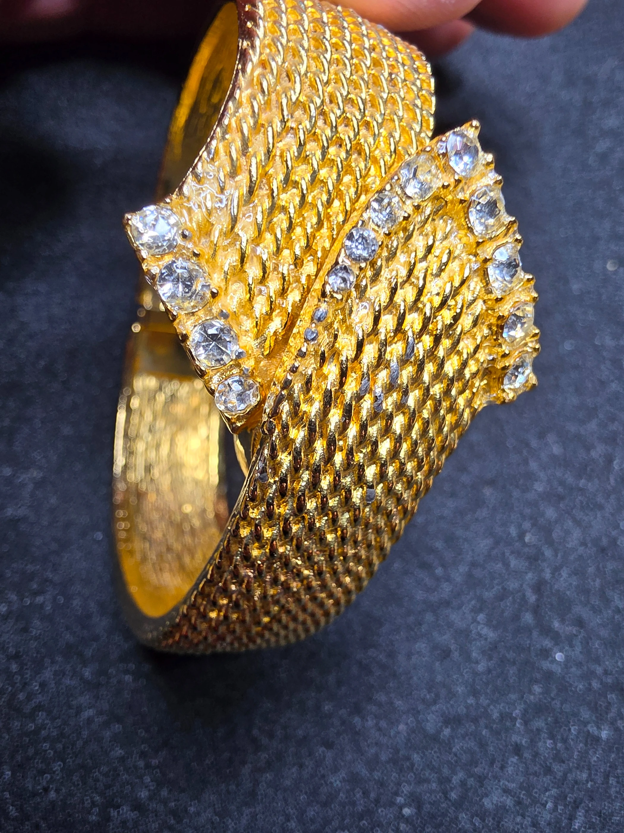 Ravisa Wristwatches – Very Good 6