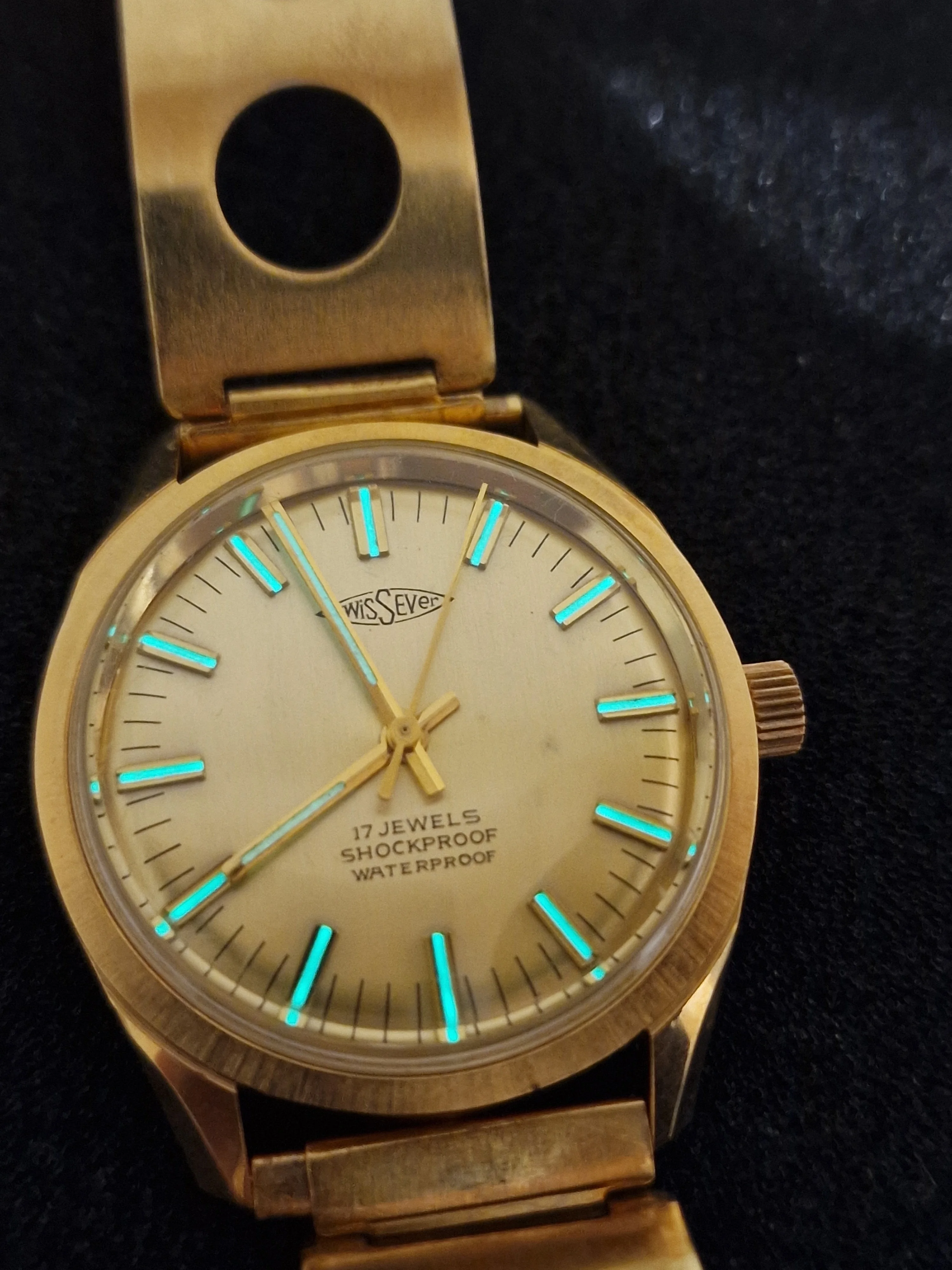Vintage Watch – SWISSEVER – Hand-Wound – Swiss Made – 1960s – NOS 8