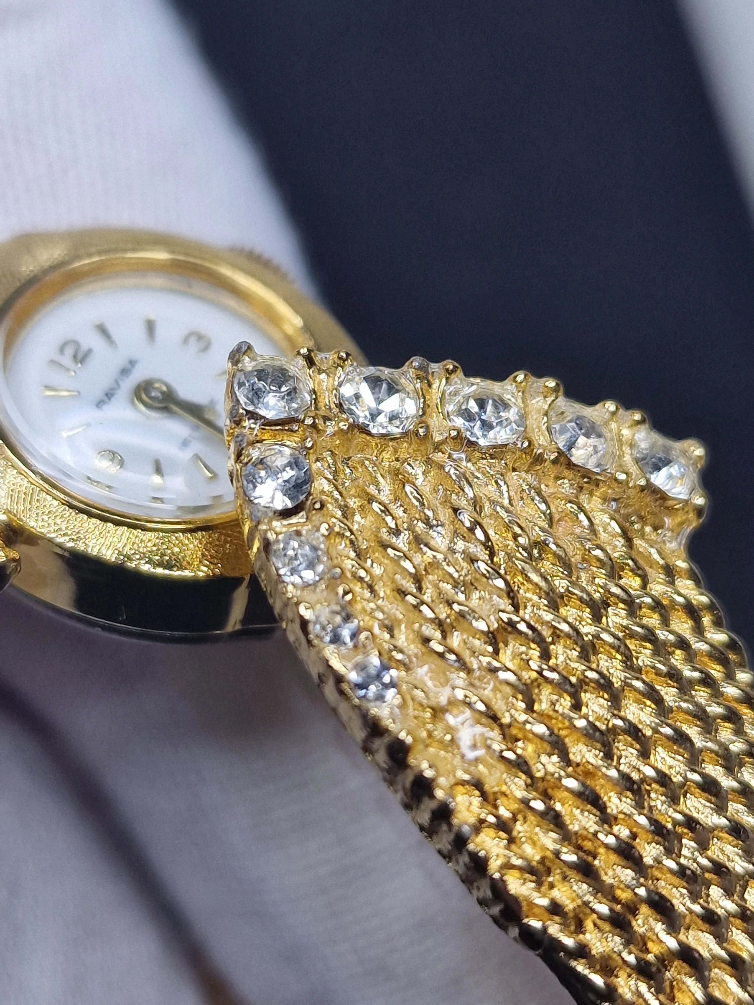 💎 Vintage Ladies’ Clasp Watch – RAVISA | Hand-Wound | Swiss Made | 1960s | NOS 9