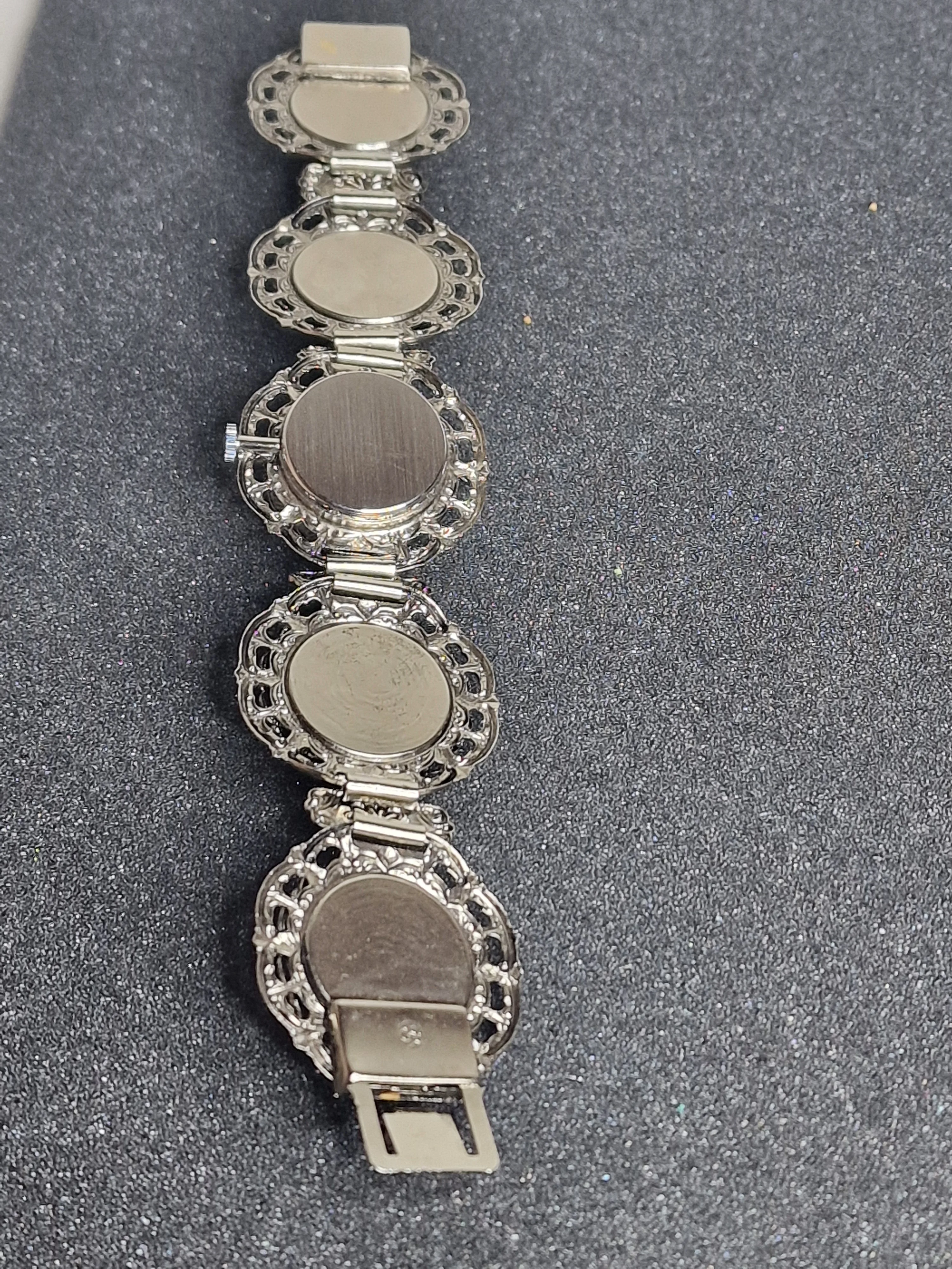 Vintage Ladies' Jewelry Watch "LUCERNE" – Swiss Made, Hand-Wound, Late 1960s 6
