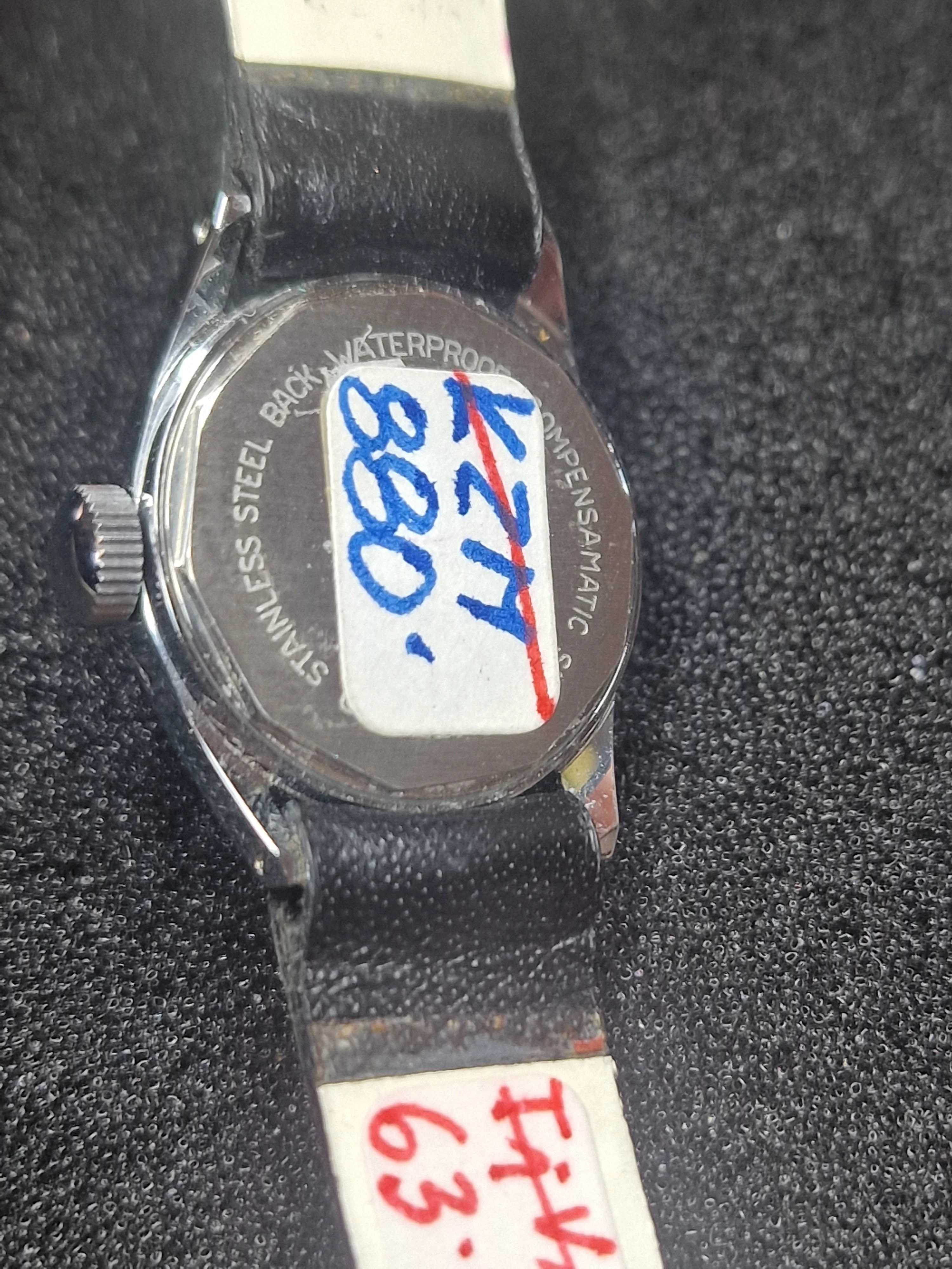 Vintage Nivada Ladies Watch – 23mm – Unworn 4