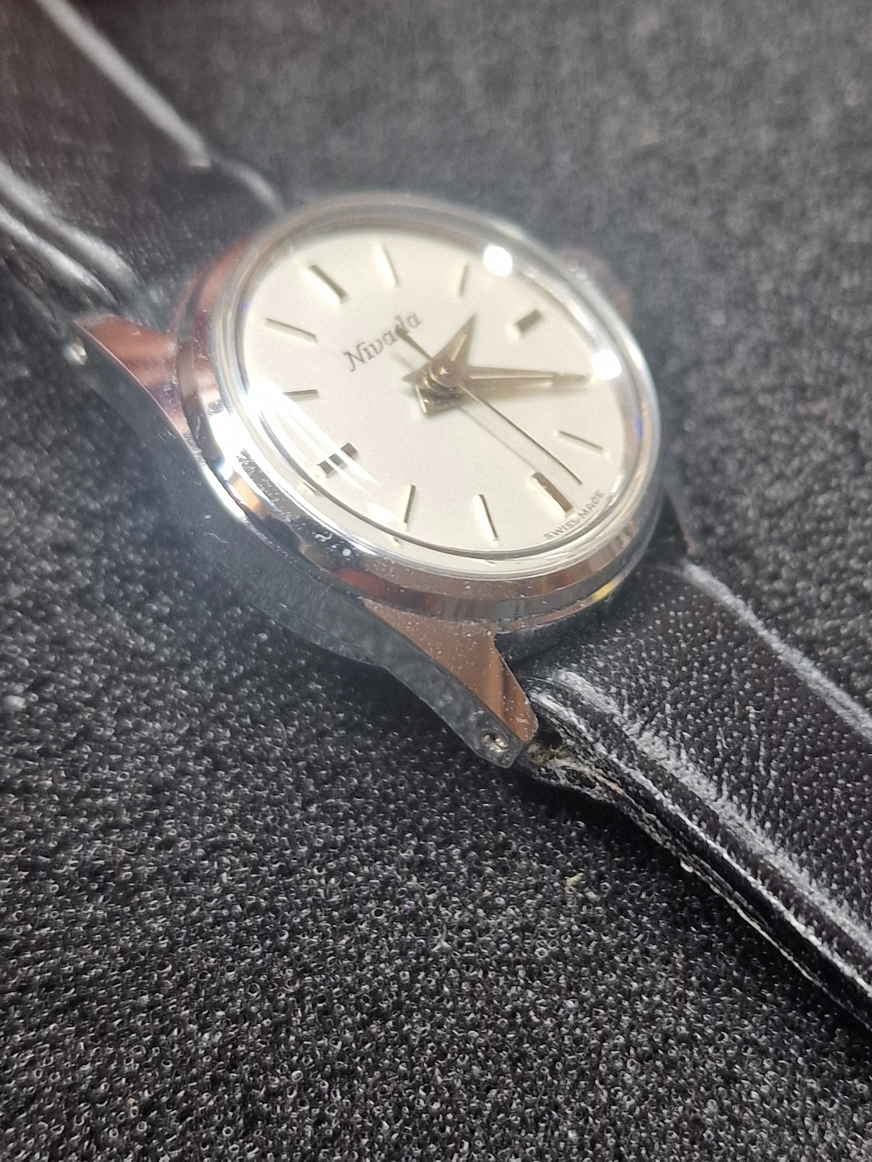 Vintage Nivada Ladies Watch – 23mm – Unworn 5
