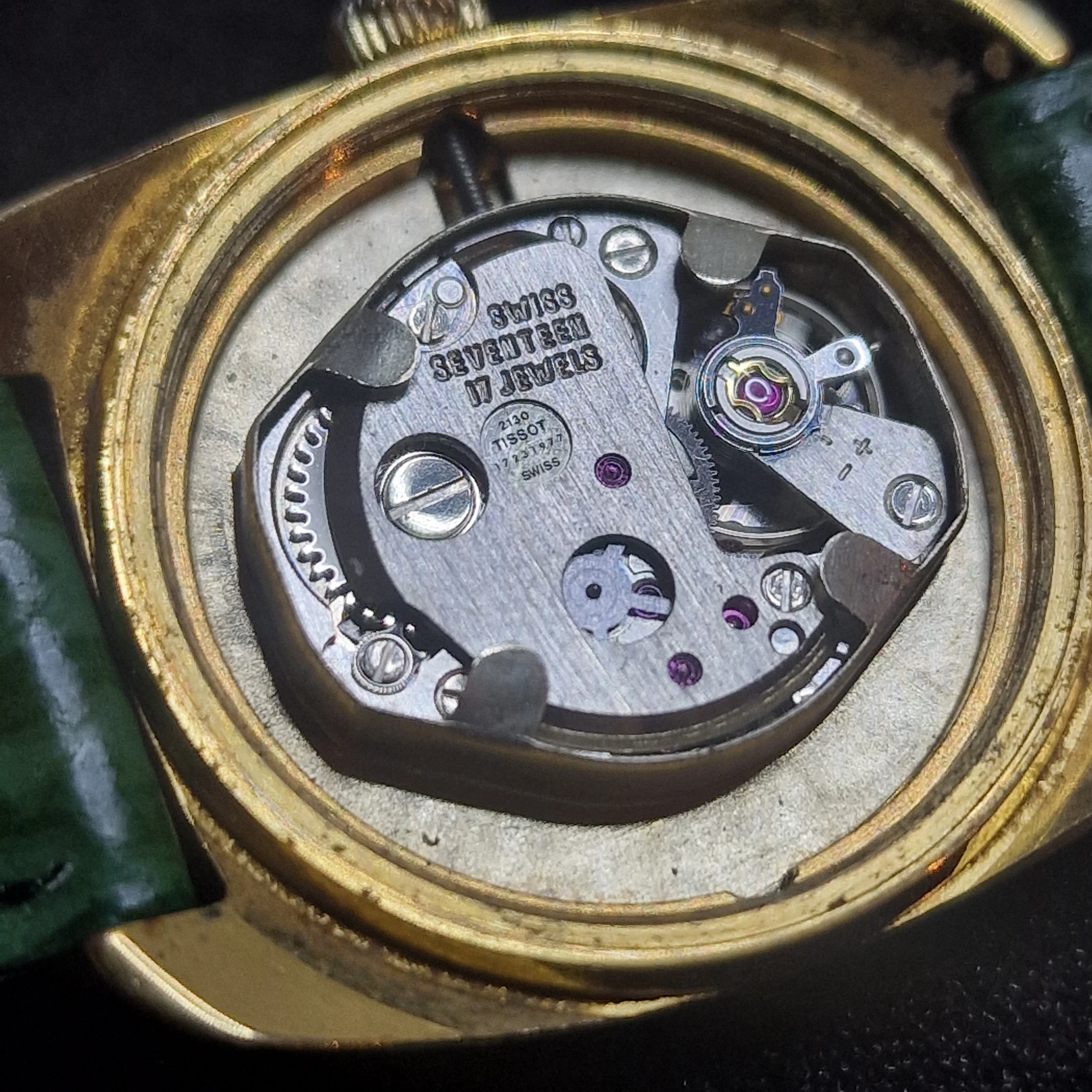 Vintage Mechanical Watch "TISSOT ACTUALIS" – Ladies, Hand-Wound, 26 x 33 mm 12