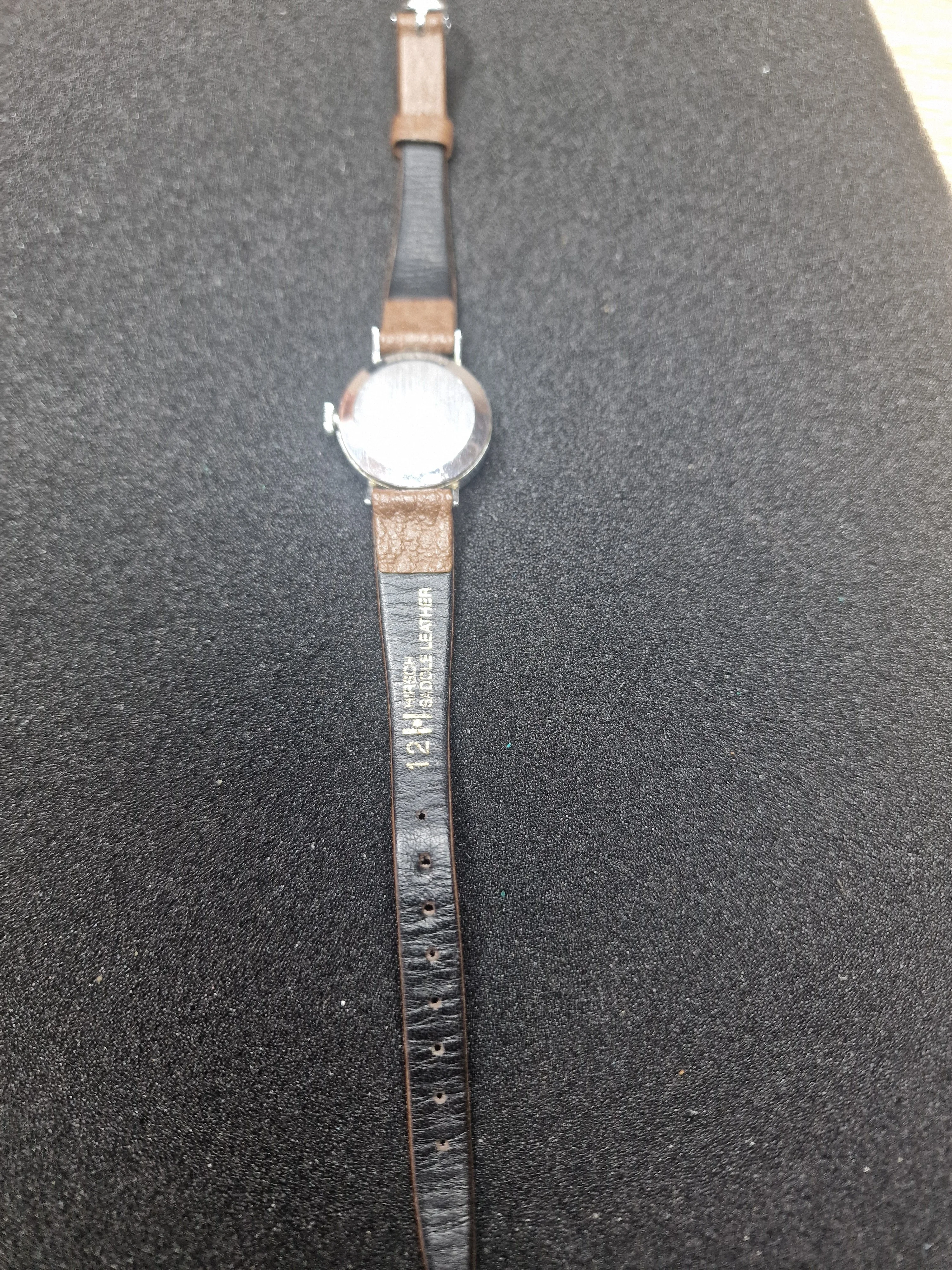 Elegant Vintage Mondia Ladies Watch – Swiss Made – 24 mm 7