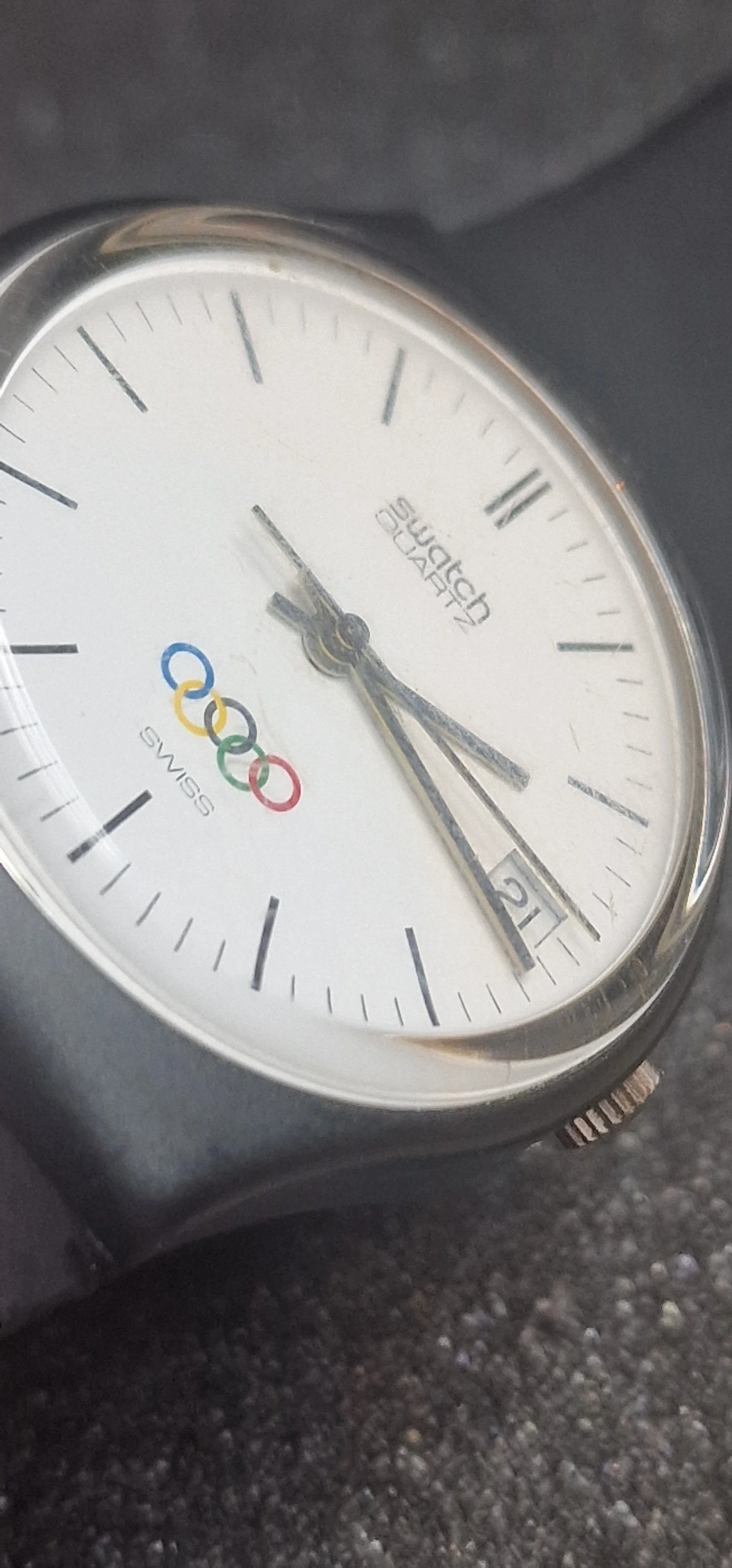 Vintage Swatch Special Olympic Quartz Watch – 1987 – Rare Collector’s Item 6