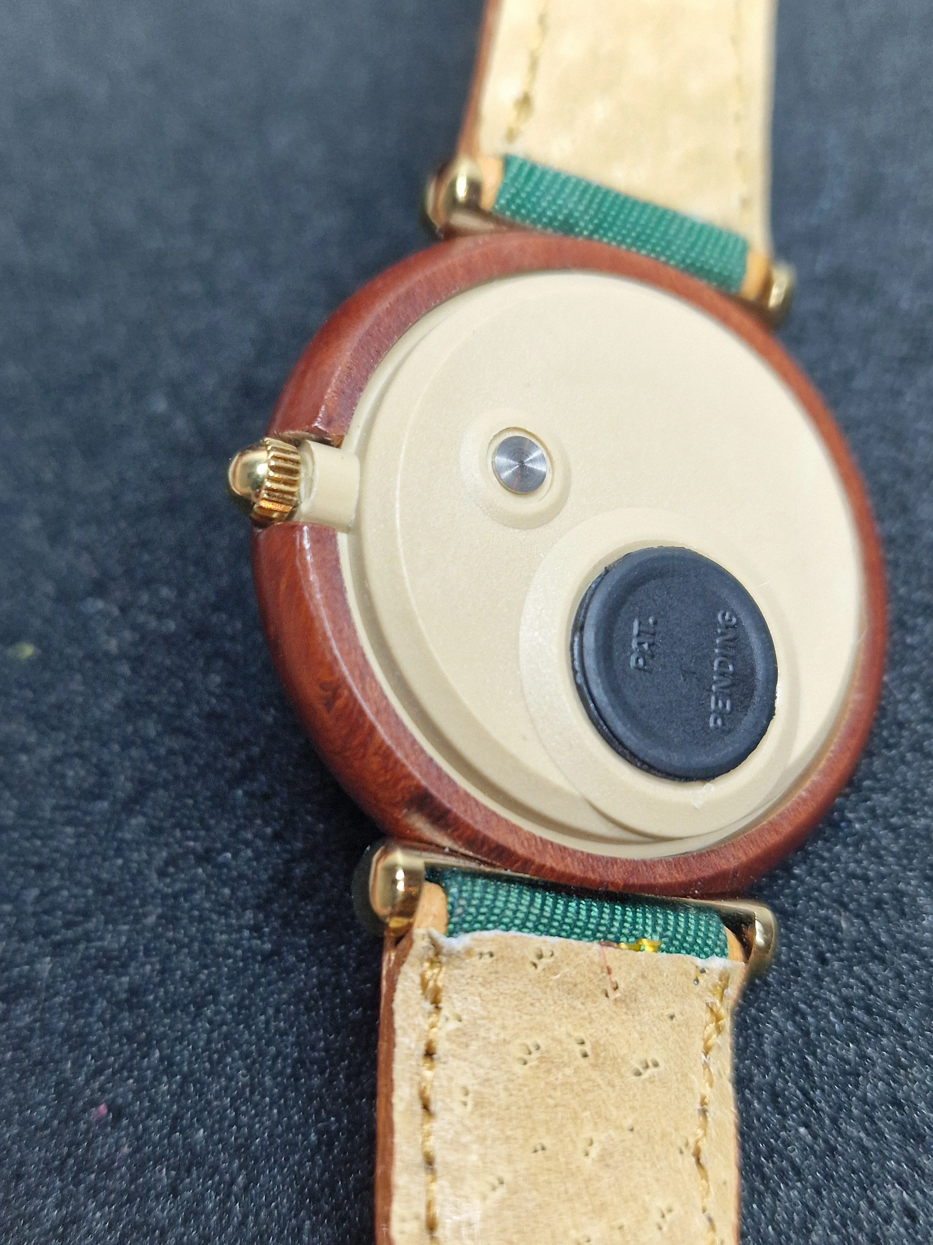 Vintage Unisex Watch – FESTINA – Quartz Movement – Swiss Made – 1980s–90s – 32mm – NOS 7